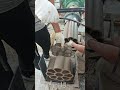 Nine-hole continuous manual wire cutting process - Good tools and machinery make work easy