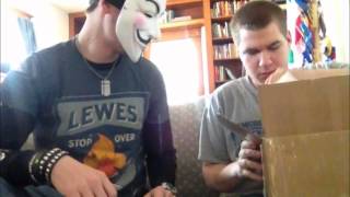 V For Vendetta Guy Fawkes Resin Mask Unboxing And Review (Narrow Eyed White Version) V For Vendetta Guy Fawkes Resin Mask Unboxing And Review (Narrow Eyed White Version)