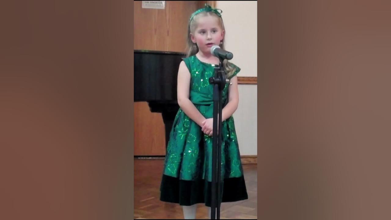 Savanna at age 6 singing "God Help The Outcasts" 🥹 #youngtalent #littlesinger
