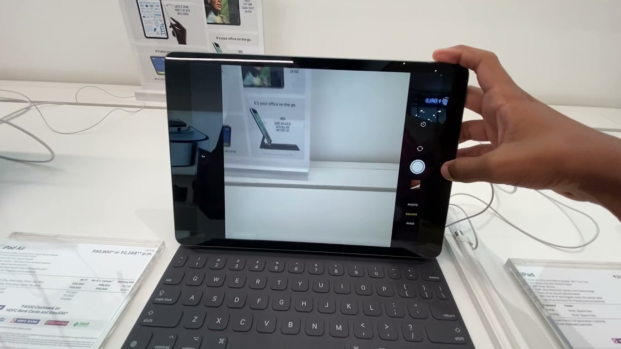 Apple Store at Mall of Travancore Trivandrum iPhone iPad