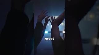 How DJs Control Energy at Weddings and Events (Why It Matters)