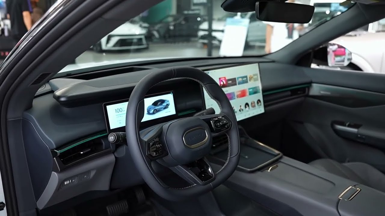 Lynk & Co 07
