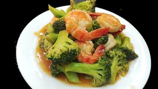 Yosh qora yigitlar Dik sorish Mariya Playboyda yalangoch holatda