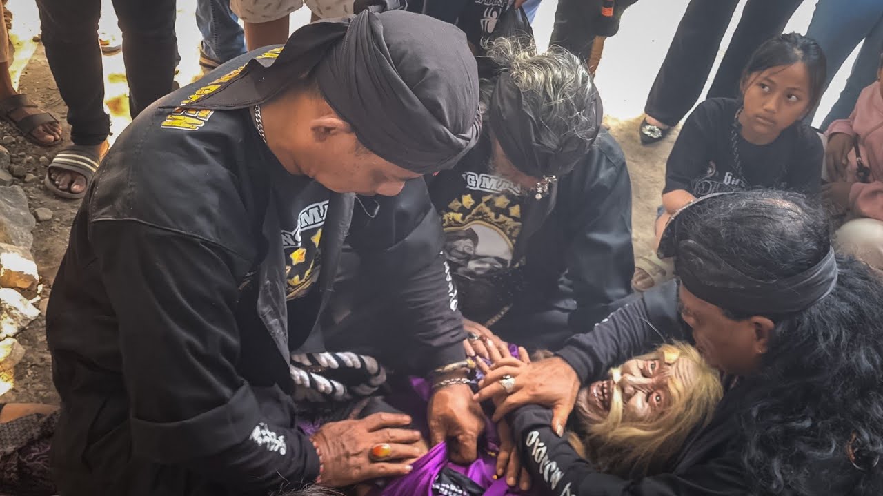 Kerasukan Mbah Bandil !!! Pak Joko Pimpinan PUTRO BANDIL BUDOYO Beri Wejangan Ke Para Bopo