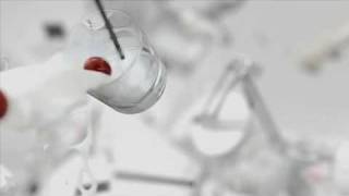 Download lagu Vodka Absolut White commercial (black & white)