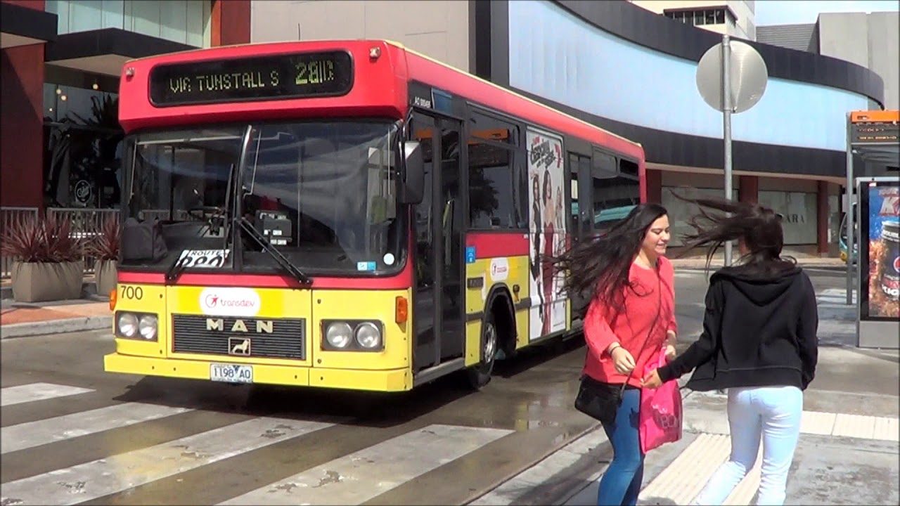 Buses at Westfield Doncaster