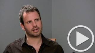 How to Write a More Entertaining News Story - Yoav Gonen