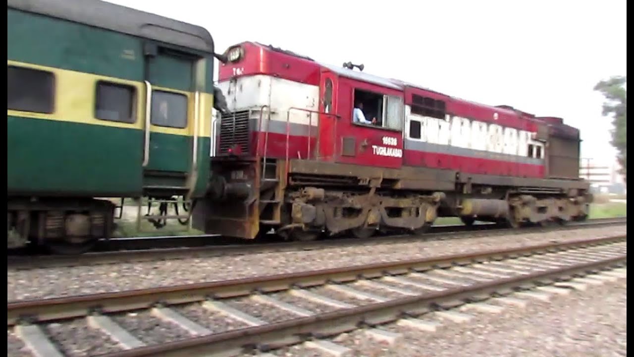 New Delhi - Katra ICF AC Special 100kmph TKD WDM-3A Adarsh Nagar Outer ...
