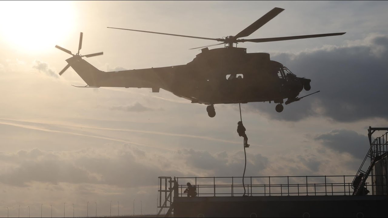 Pregătirea viitorilor operatori din Forțele Navale pentru Operații Speciale