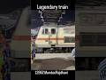 Premium legendary train 12952 arriving kota jn #music #viral #trending #railway #12952 #ghats #mumba