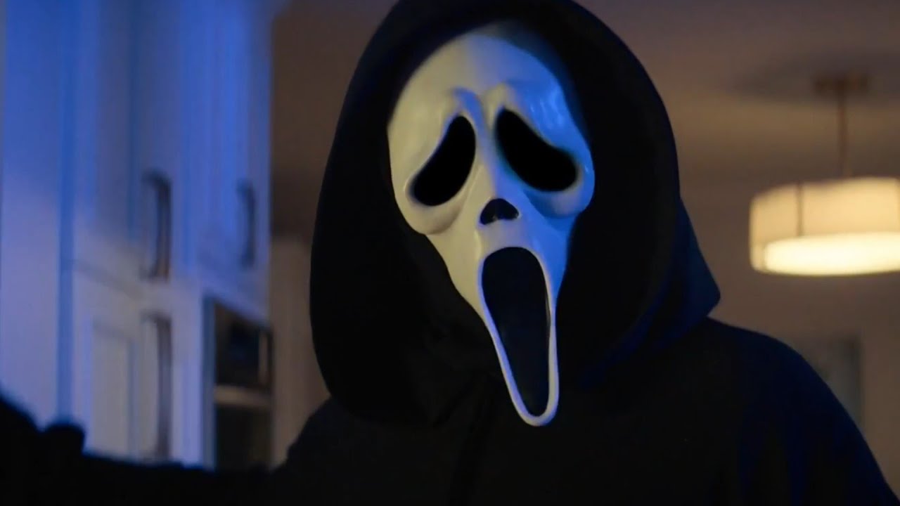 Scream 5 - Ghostface attacks Tara Scene (HD) - YouTube