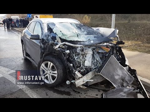 რუსთავი თბილისის ავტობანზე, ერთმანეთს 3 ავტომობილი დაეჯახა