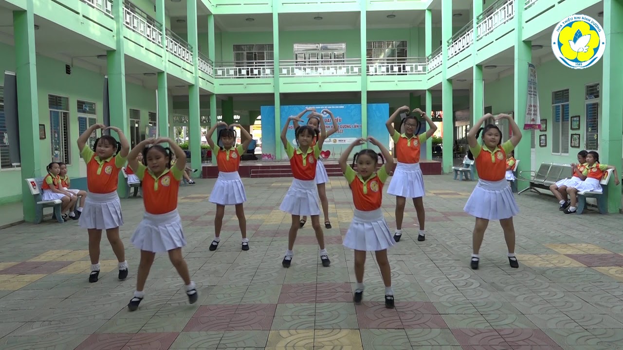 Flashmob Thiếu nhi làm theo lời Bác