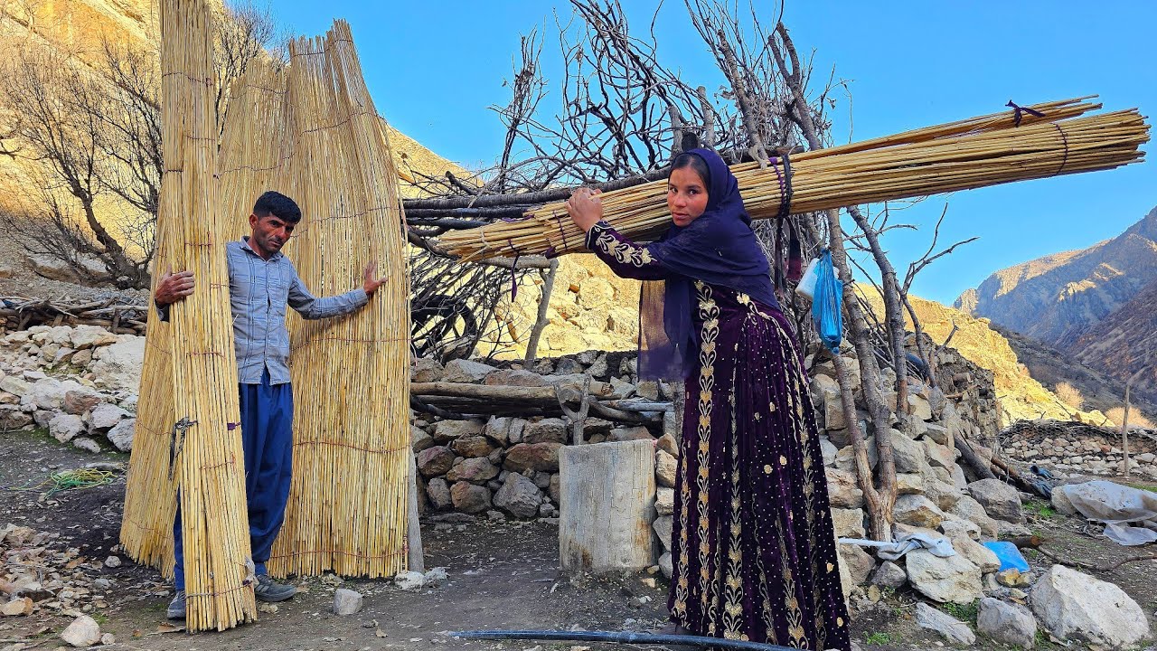 🌄🛠️ A canopy for your belongings and a local refrigerator, without disturbing the goats! 🐟✨