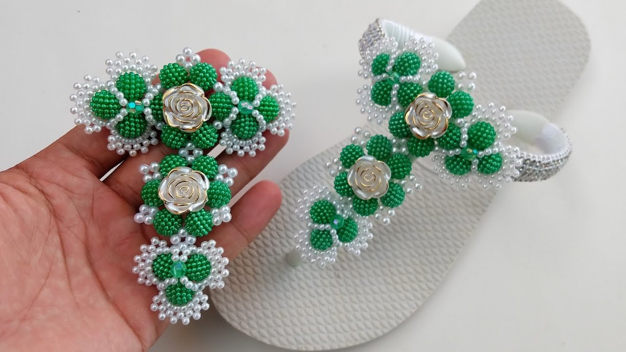 CABEDAL DE PÉROLAS CRAQUELADAS CHIQUE - Adalto Lopes