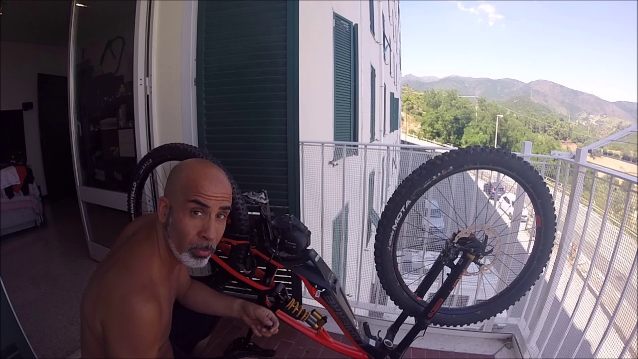 MOTORE RUMOROSO EBIKE Bosch cx performace line Sostituzione cuscinetti dopo  2500 km - YouTube