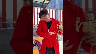 God Sacrificed His Eyes