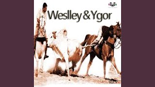 Enchendo E Derramando