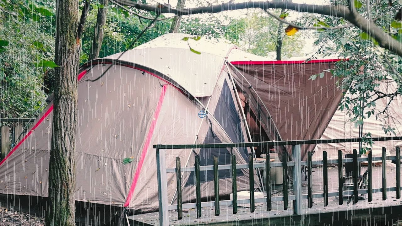 미친듯이 내리는 비에 갇혀 어디까지 먹을 수 있나ㅣ먹느라 촬영은 뒷전이었던 현실캠핑ㅣ우중캠핑. 캠핑. camping. ASMR. 빗소리.스노우피크