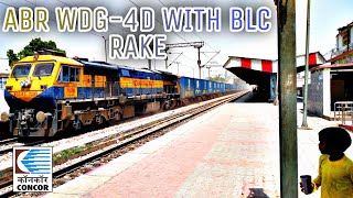 चिलचिलाती धूप में आबू रोड डब्ल्यूडीजी-4डी BLC RAKE के साथ लगातार हॉर्न बजाते हुए हाथरस सिटी से निकला