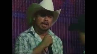 Video thumbnail of "En Tu Basura - Arnulfo Jr."