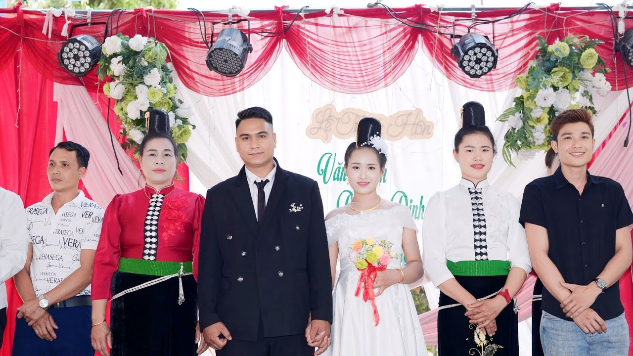 TOÀN CẢNH LỄ THÀNH HÔN CR VĂN MINH CD PHƯƠNG ĐỊNH TẠI TƯ GIA NHÀ TRAI BẢN SÀO VÀ XÃ SÔNG MÃ 