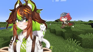TEACHING A NOOB TO PLAY MINECRAFT