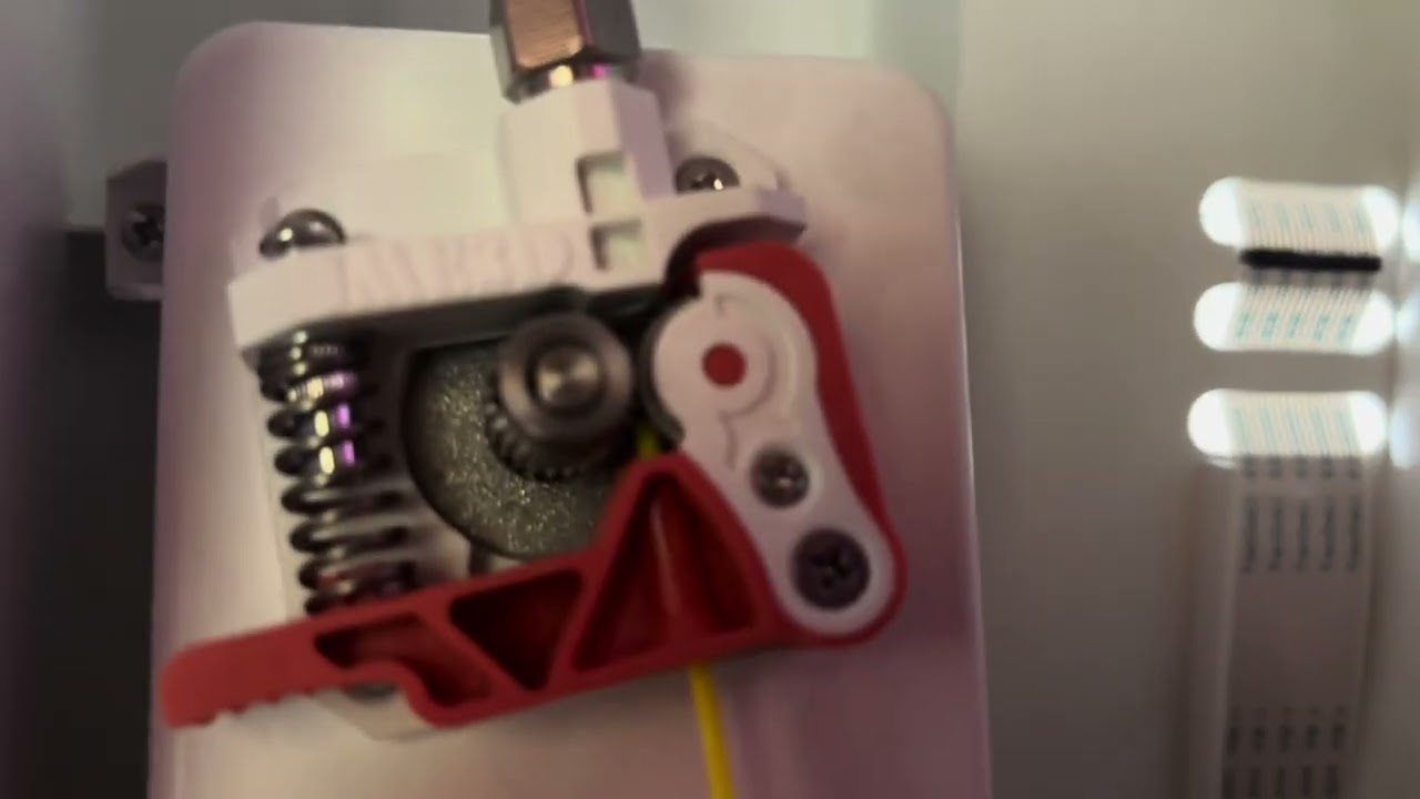 How to load in filament x maker