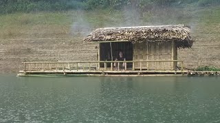 Heavy Rain Survival! River Shelter, Bamboo Basket & Catch and Cook
