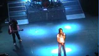 Avril Lavigne - Live at The Brixton Academy, London 25/03/2003