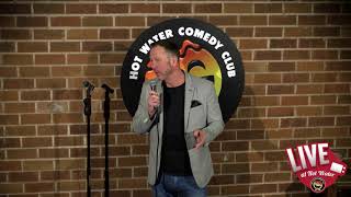 Lea Roberts | LIVE at Hot Water Comedy Club
