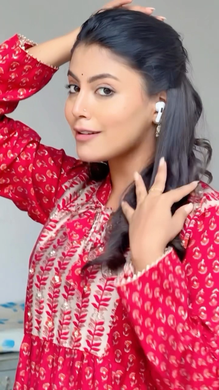 Kesiya Jhara Ae Balamua #khushikakkar #mahishrivastava | केसिया झारs ए बलमुआ #Bhojpuri #song #shorts