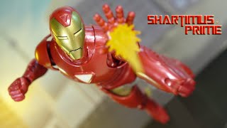 Much Better! - Marvel Legends Iron Man Extremis 2023 Puff Adder BAF Wave Figure Review