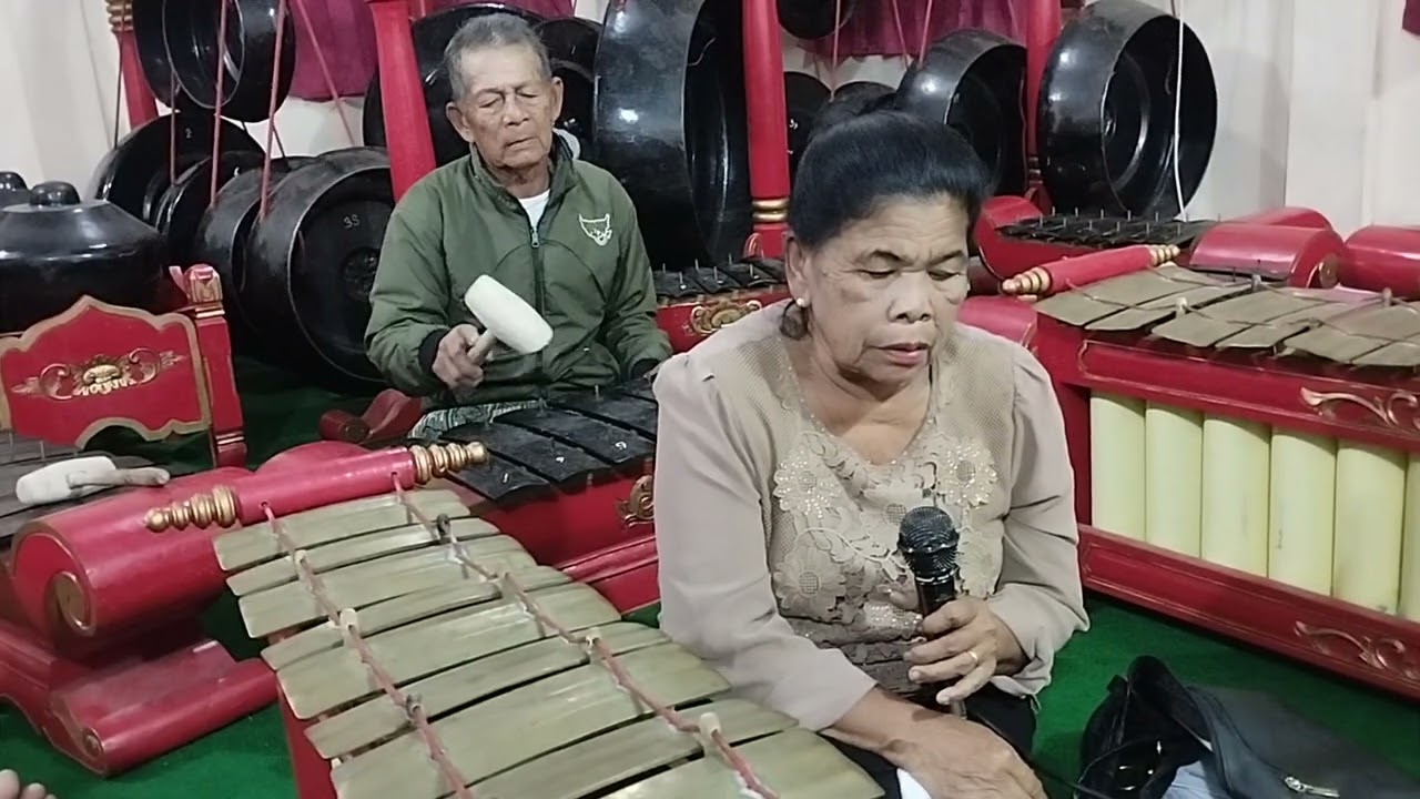 Ladrang ayun ayun dari langen bekas Ngepringan huntap ngundang swarawati ibu Mujirah