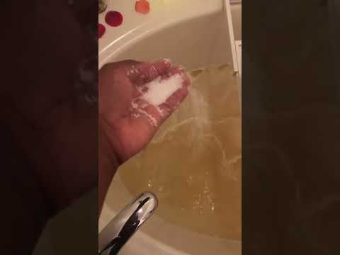 Romantic Bath Selfcare Selflovequote Amour Romantic Romanticdecoration Bubble Love 