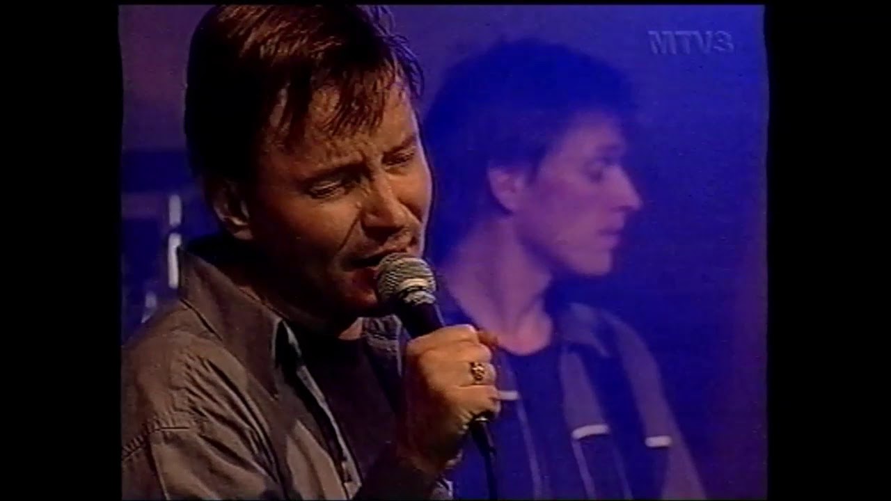 Pauli Hanhiniemen Perunateatteri; Huhtikuu