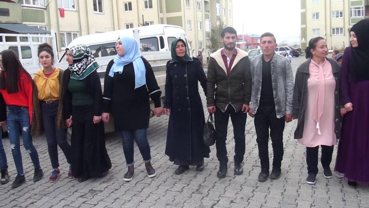 Maşallah halaya Allah mutlu mesut etsin GRUP ZİLAN KARS MERKEZ TOKİ