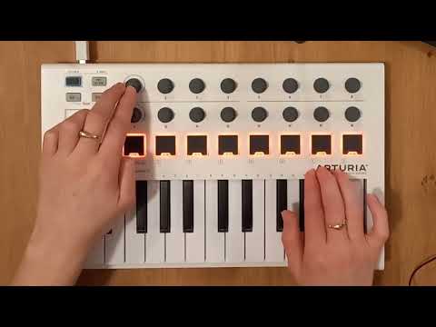Dancing in the Moonlight - Toploader | Arturia Minilab MK2