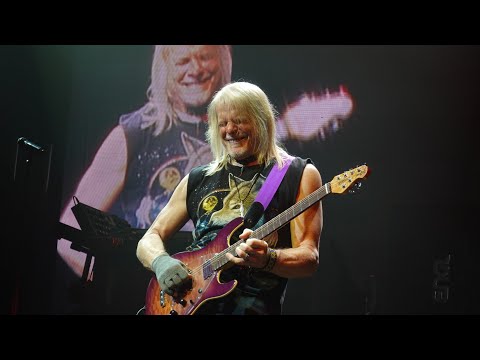 Deep Purple Live 2019 🡆 Highway Star ⬘ Pictures of Home ⬘ Bloodsucker 🡄 Sept 23 - Houston, TX