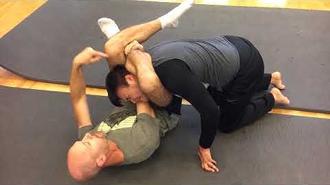 No Arm Triangle from Guard