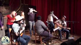 Loutente & The Cameltoes - Hey Ya