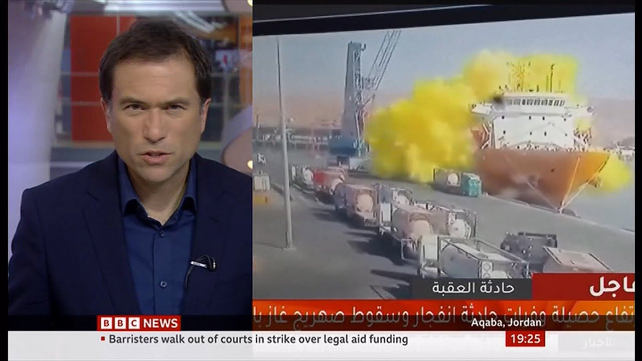 Toxic yellow chlorine explosion at Jordan port kills at least 10 and injures 250 (1) YouTube
