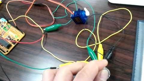 Arduinoでサーボモーターを動かしてみた。