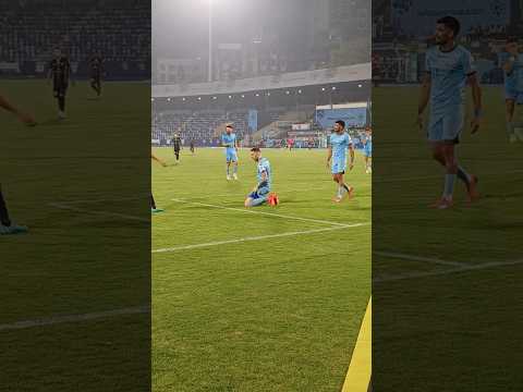 Tiri Asserting His Dominance In The Backline MCFCMSC ISL LetsFootball MumbaiCityFC Shorts