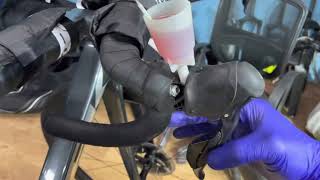 Shi̇mano Ultegra Di̇2 Hidrolik Fren Yağ Basımı.shimano Ultegra Di2 Hydraulic Brake Oil Pump.