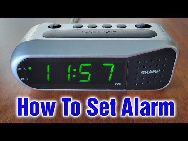 SHARP Digital Alarm with AccuSet - Automatic Smart Clock, Never Needs  Setting - Great for Seniors, Kids, and Everyone who Doesn't Want to Set a  Clock!