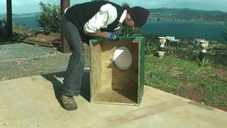 How to build a dry toilet in 1 hour Dry toilets, composting toilets or toilettes seches come in all sorts of shapes and styles but in all cases, it follows the same principle.