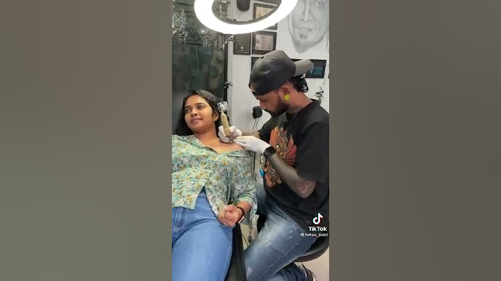 තනේ ගහපු ටැටූ එක