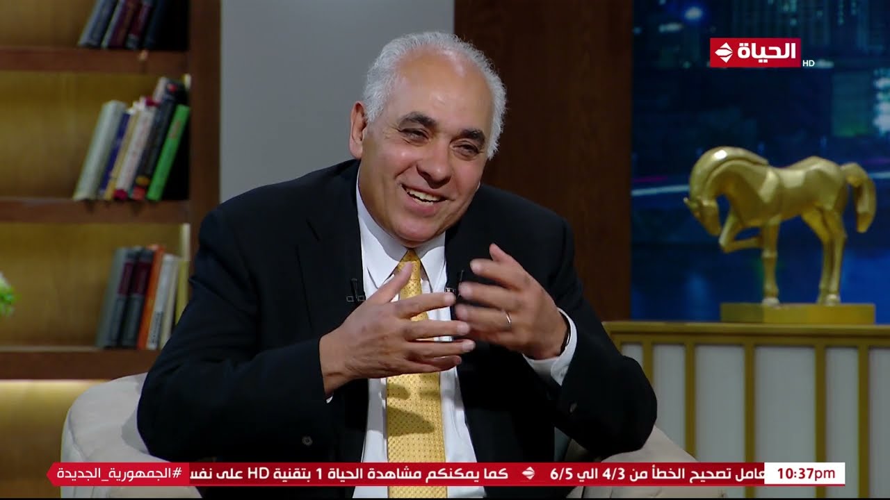 كنت بشتري الدواء للمرضى وجلست لفترة دون وظيفة وتعرضت للاضطهاد الشديد مراحل في حياة د/ كريم أبو المجد