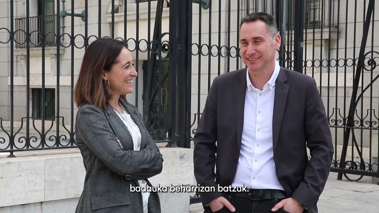 Una delegación de EH Bildu se ha reunido en la sede del MITECO con el secretario de Medio Ambiente